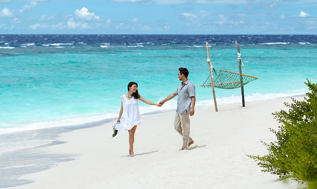 Celebrate your honeymoon in the Maldives